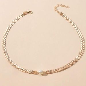 (5 Pack) Goldtone Faux Pearl Decor Choker Necklace